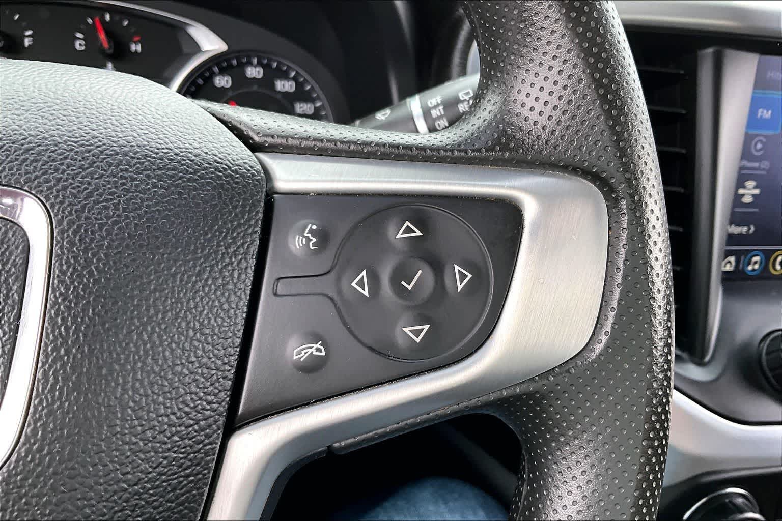 Thumbnail: 2021 GMC Acadia - 18