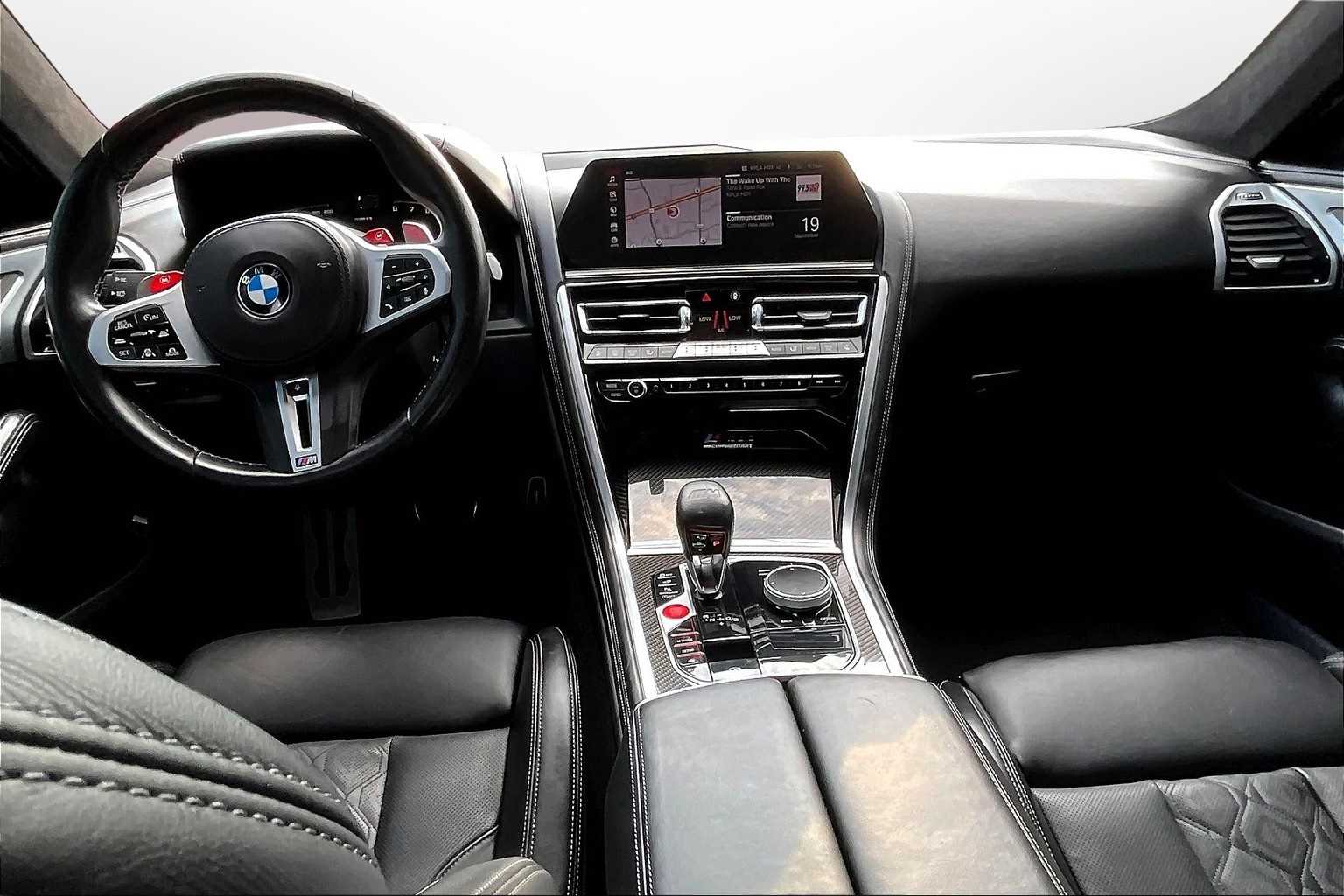Thumbnail: 2022 BMW M8 - 15