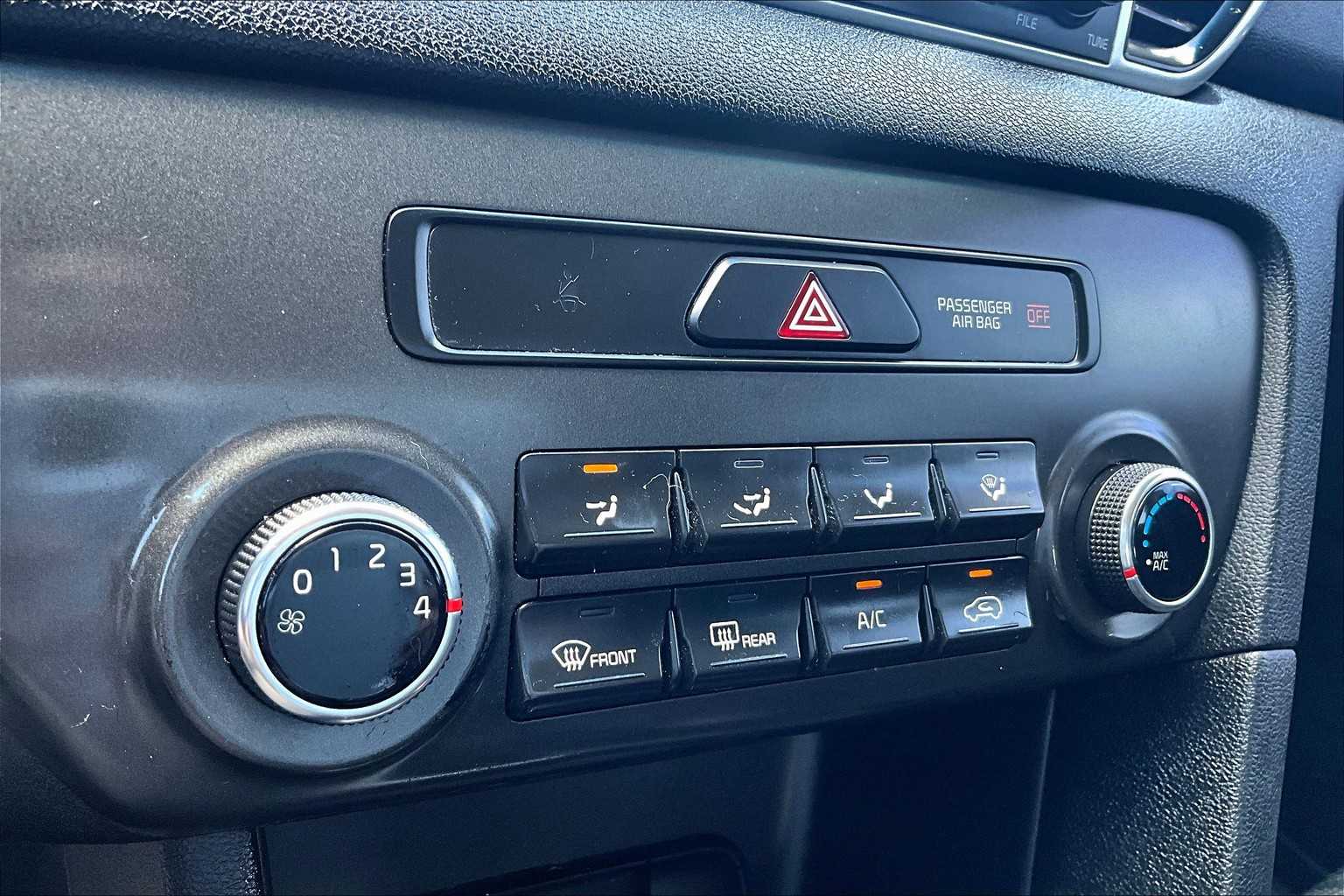 Thumbnail: 2019 Kia Sportage - 25