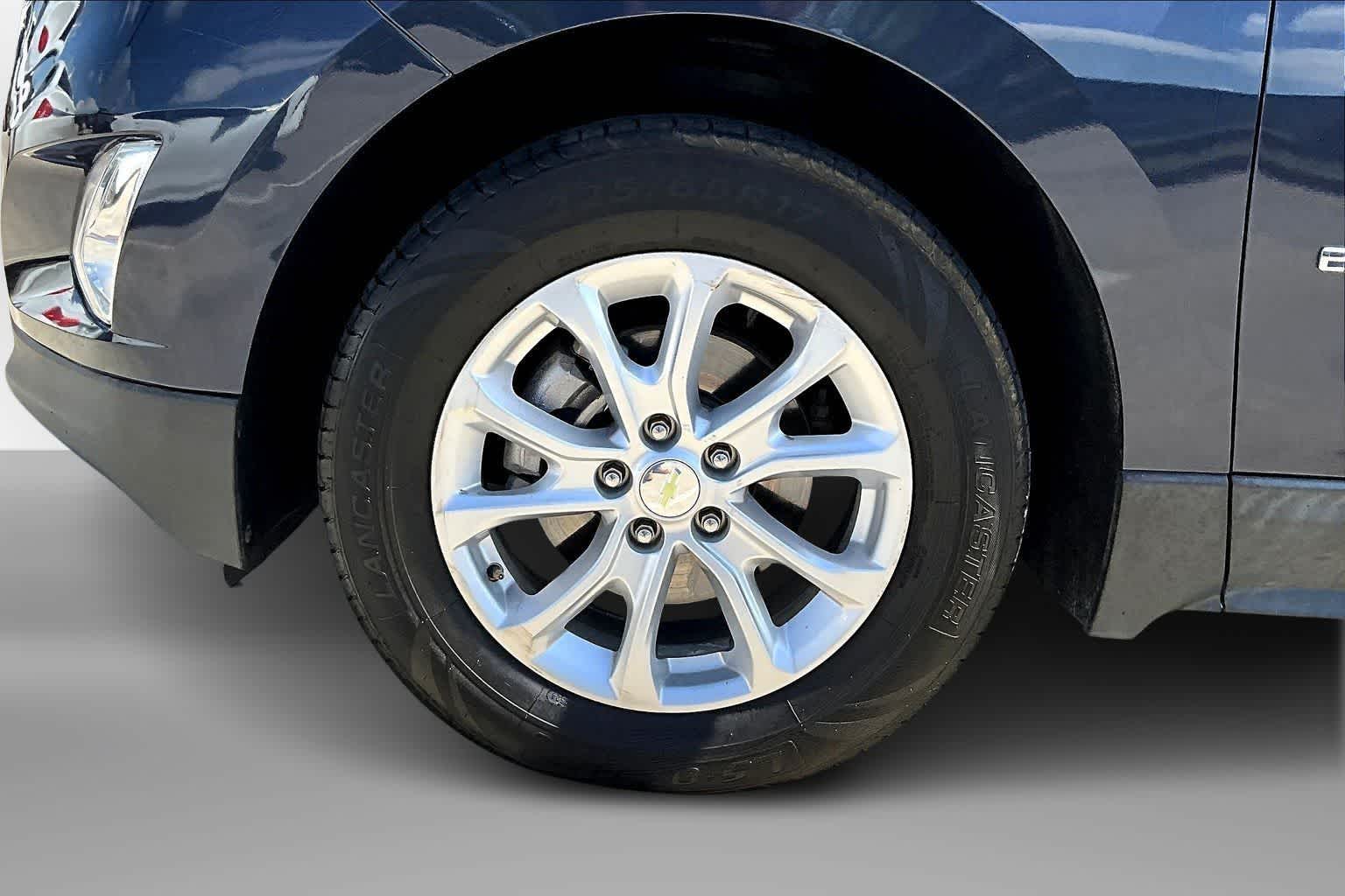 Thumbnail: 2018 Chevrolet Equinox - 8