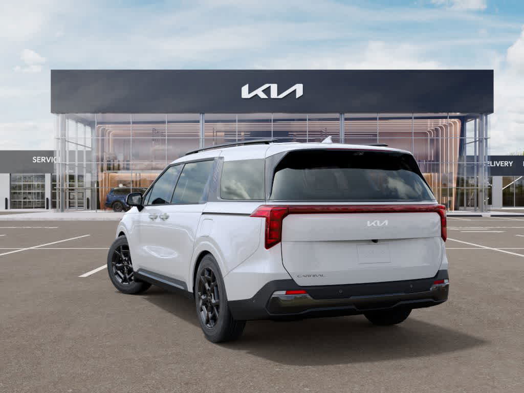 2025 Kia Carnival SX photo 4