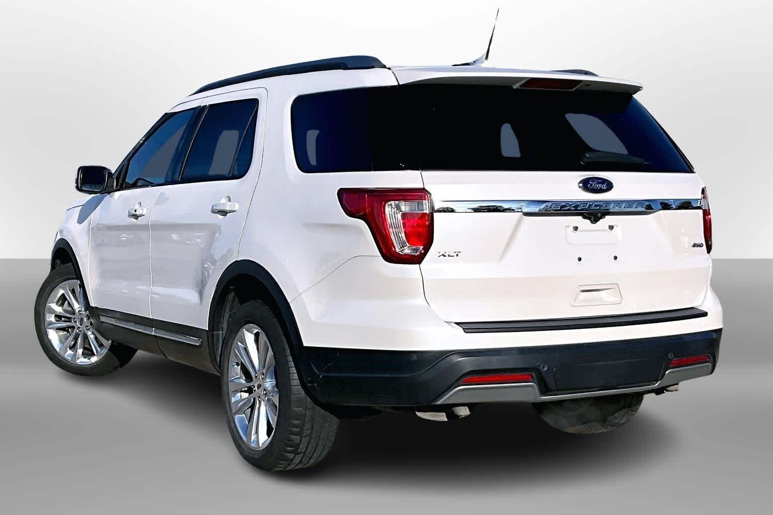 Thumbnail: 2019 Ford Explorer - 11