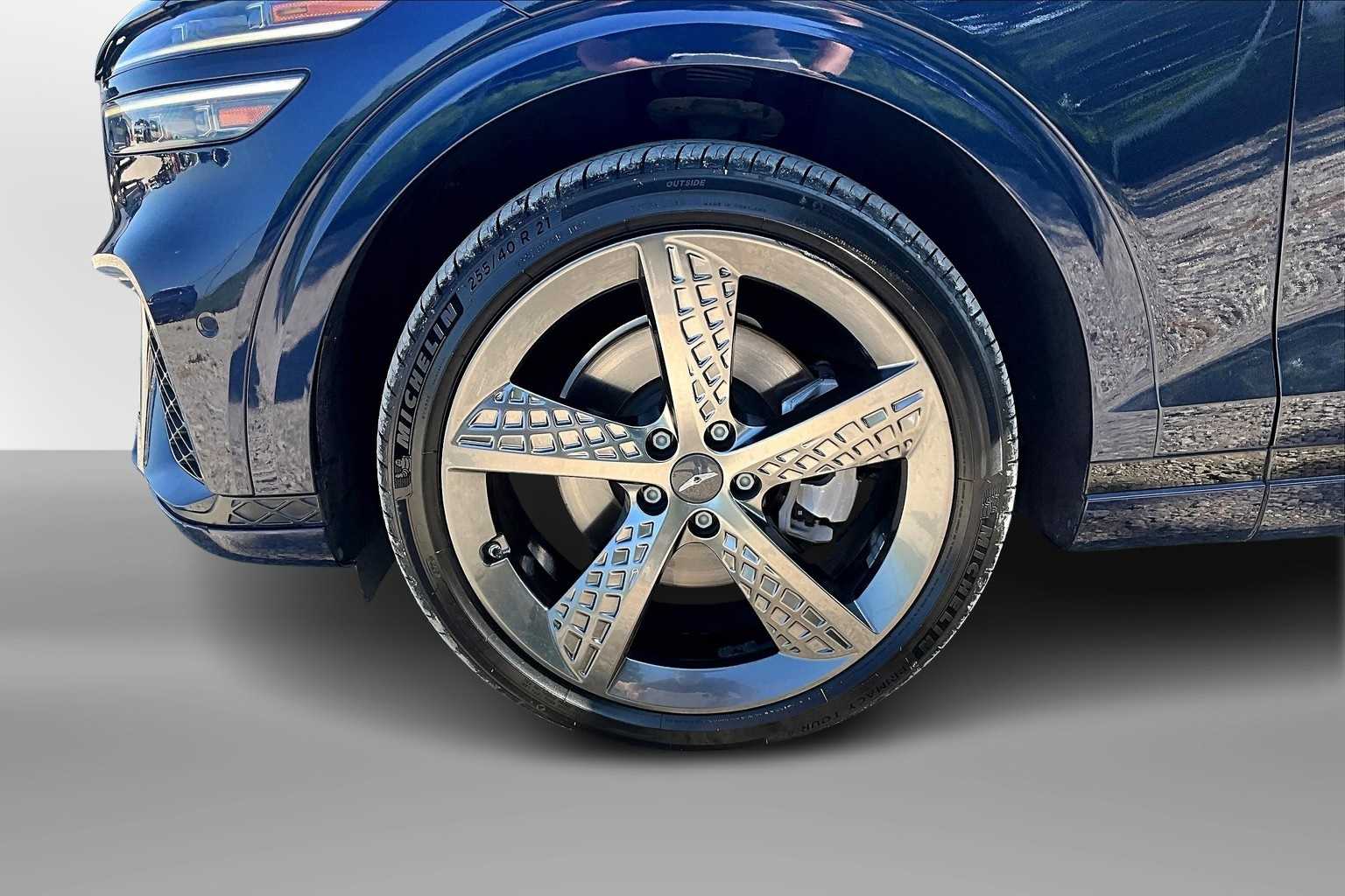 Thumbnail: 2022 Genesis GV70 - 8