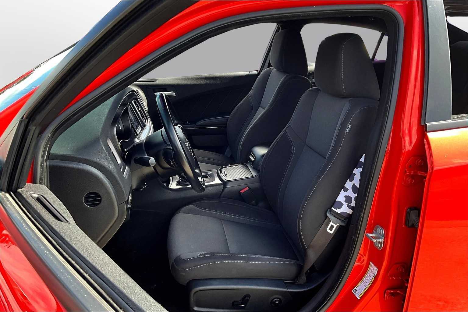 2020 Dodge Charger SXT 24