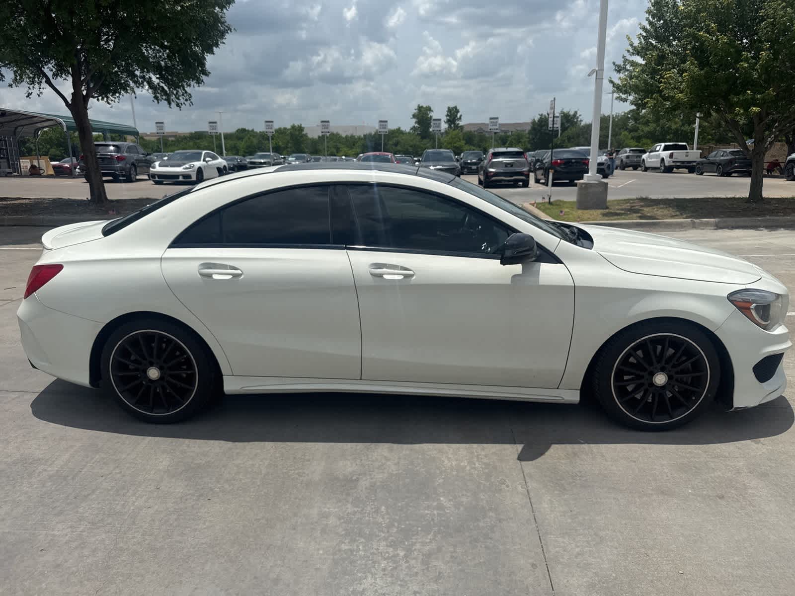 Thumbnail: 2016 Mercedes-Benz CLA - 4