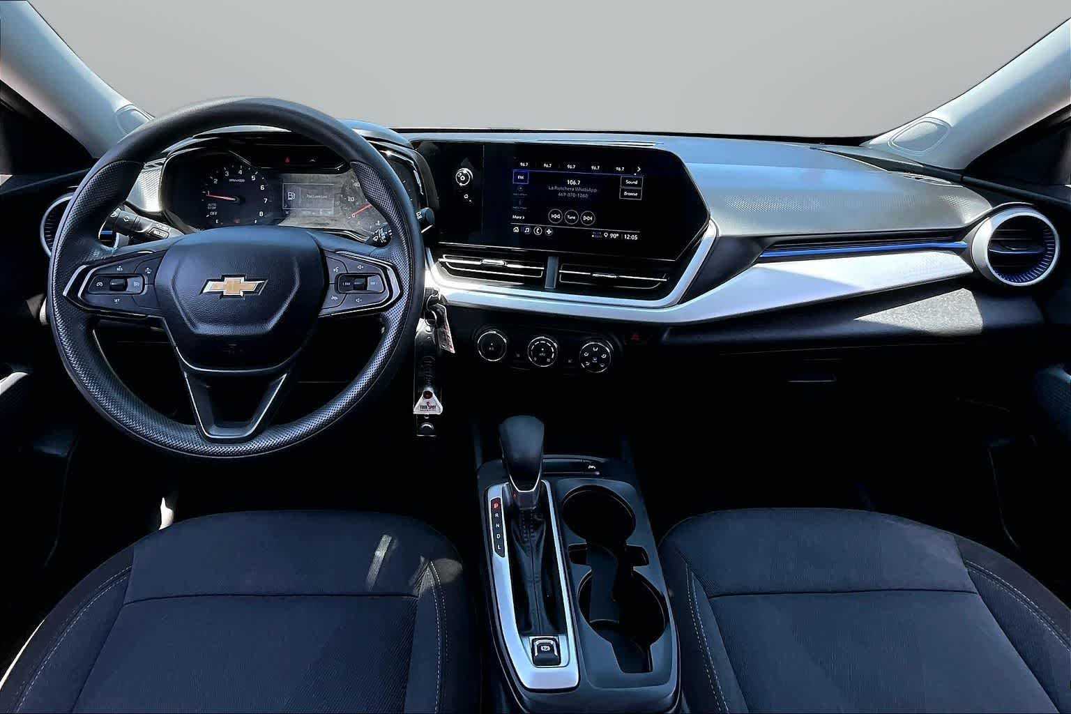 Thumbnail: 2024 Chevrolet Trax - 13