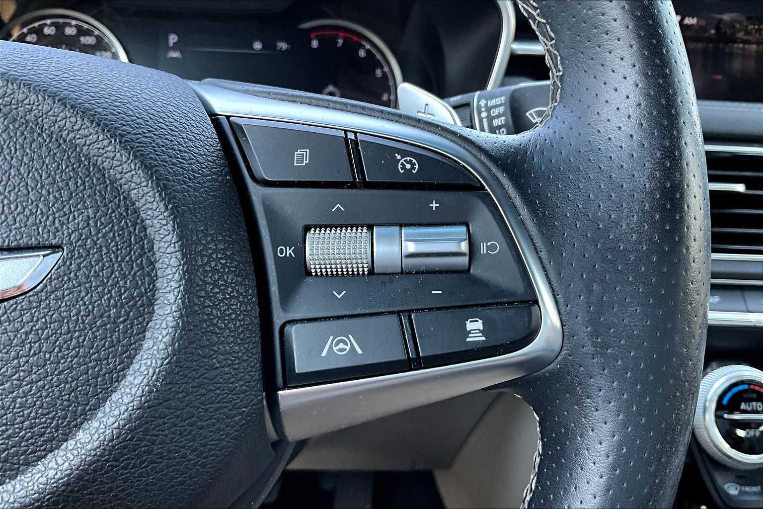 Thumbnail: 2023 Genesis G70 - 20