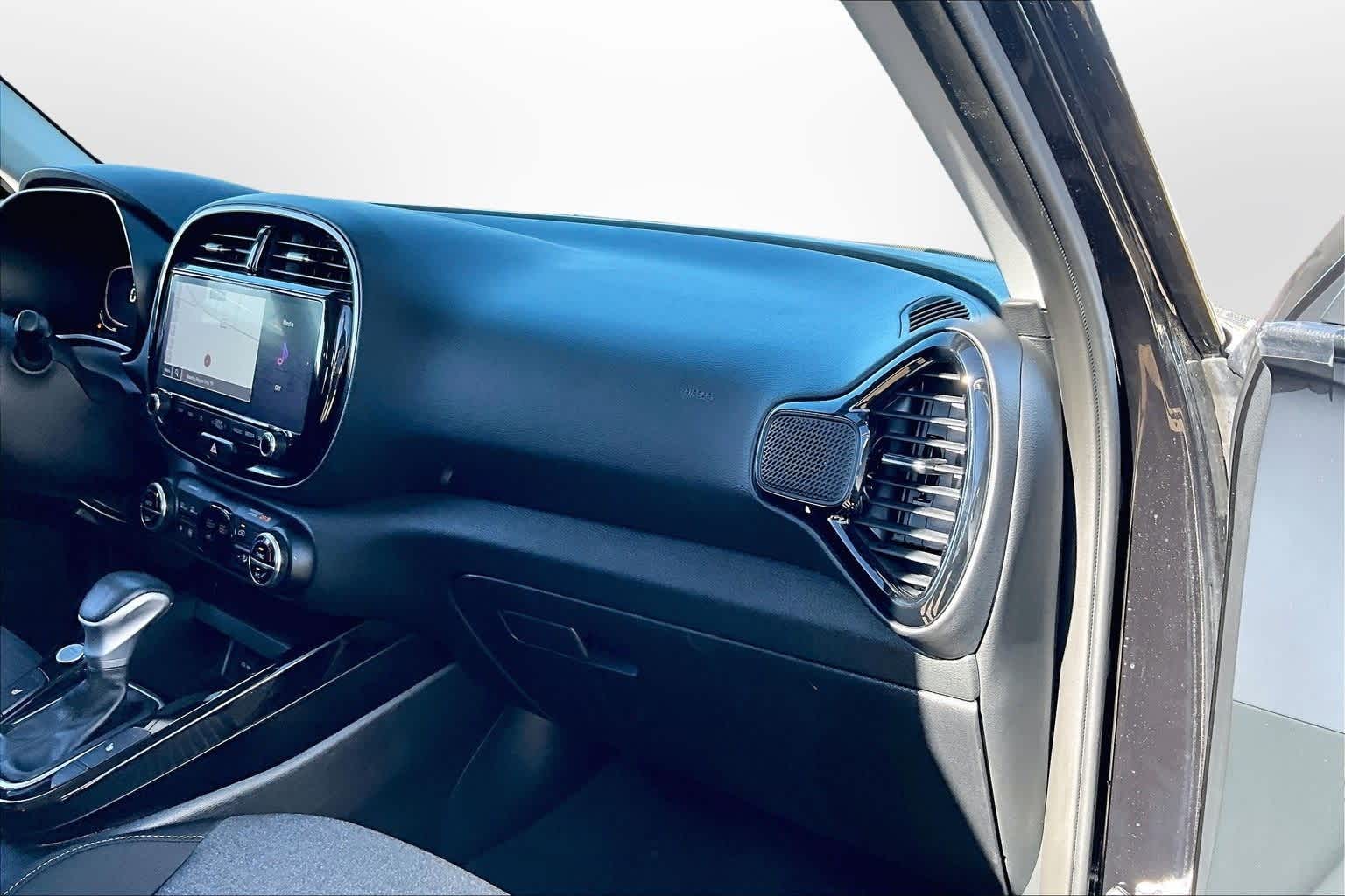 Thumbnail: 2023 Kia Soul - 15