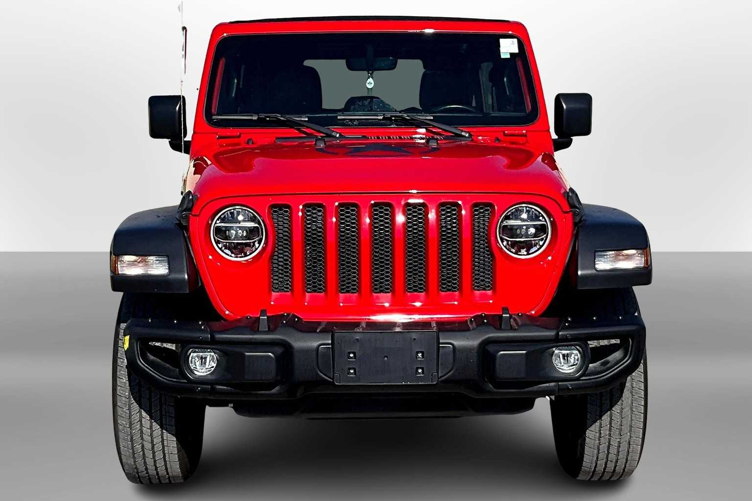 Thumbnail: 2021 Jeep Wrangler - 3