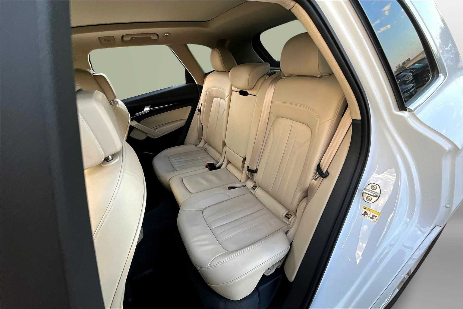 Thumbnail: 2019 Audi Q5 - 27