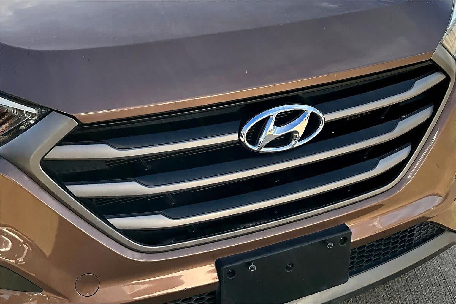 Thumbnail: 2016 Hyundai Tucson - 27