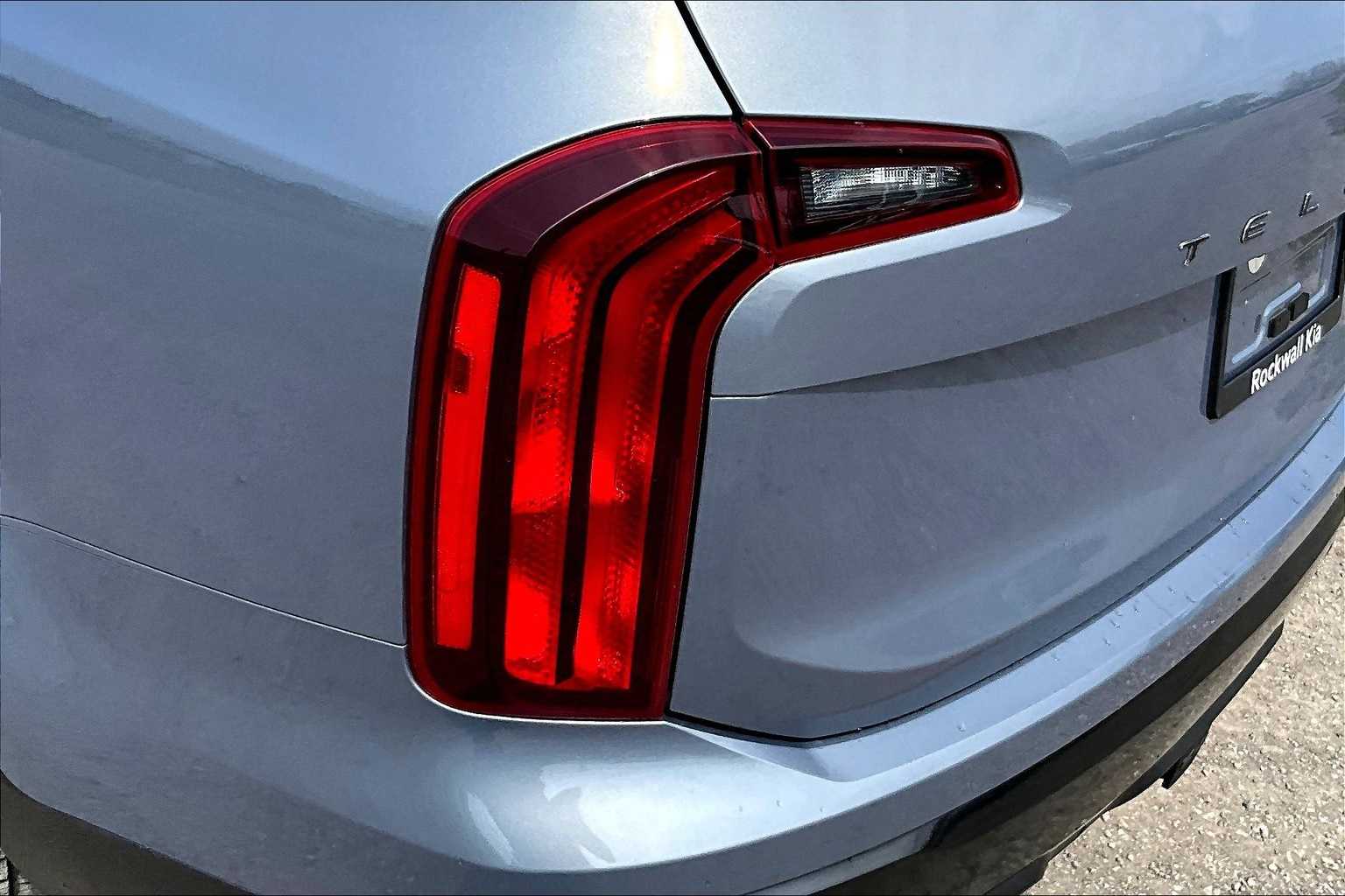 Thumbnail: 2023 Kia Telluride - 31
