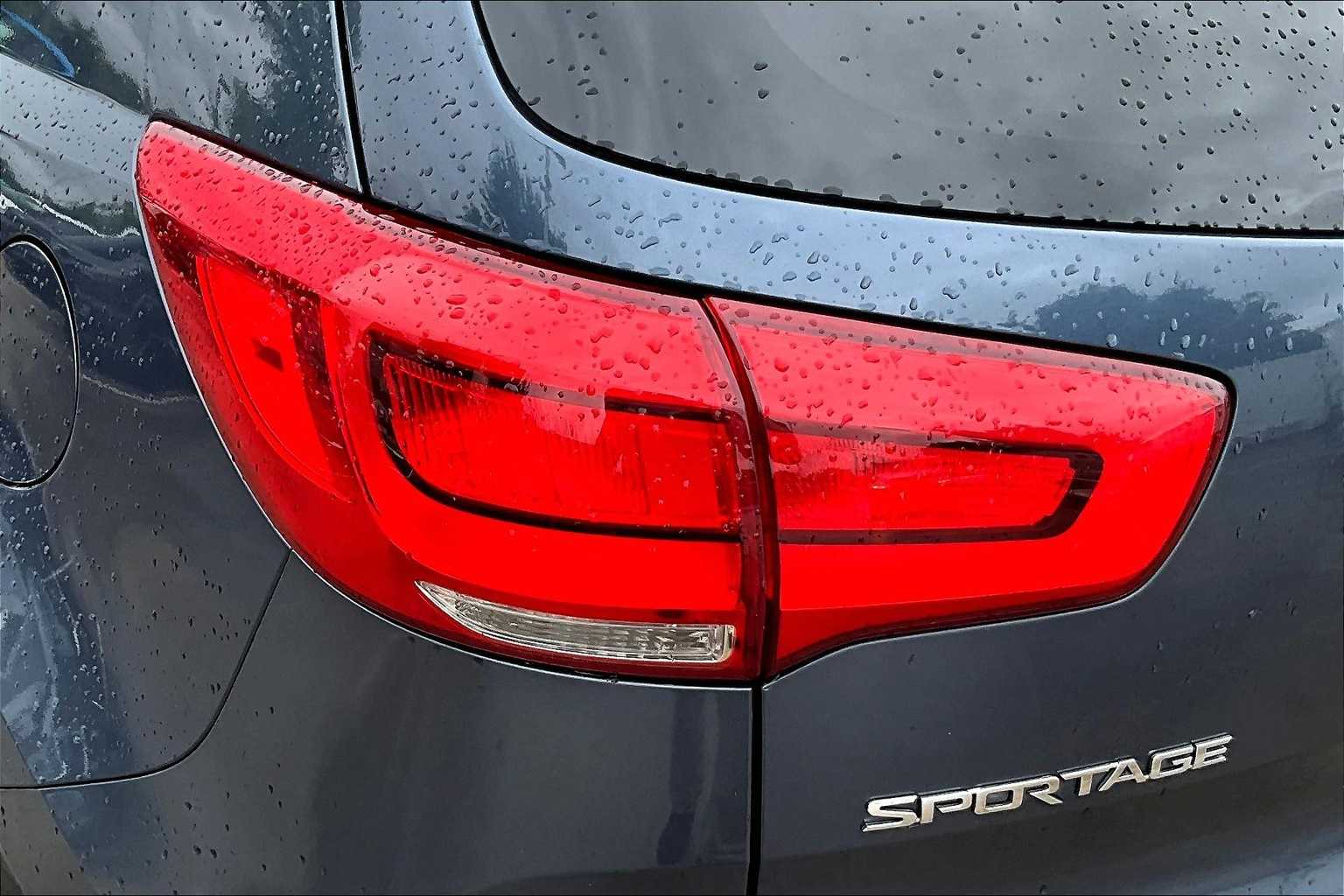 Thumbnail: 2016 Kia Sportage - 28