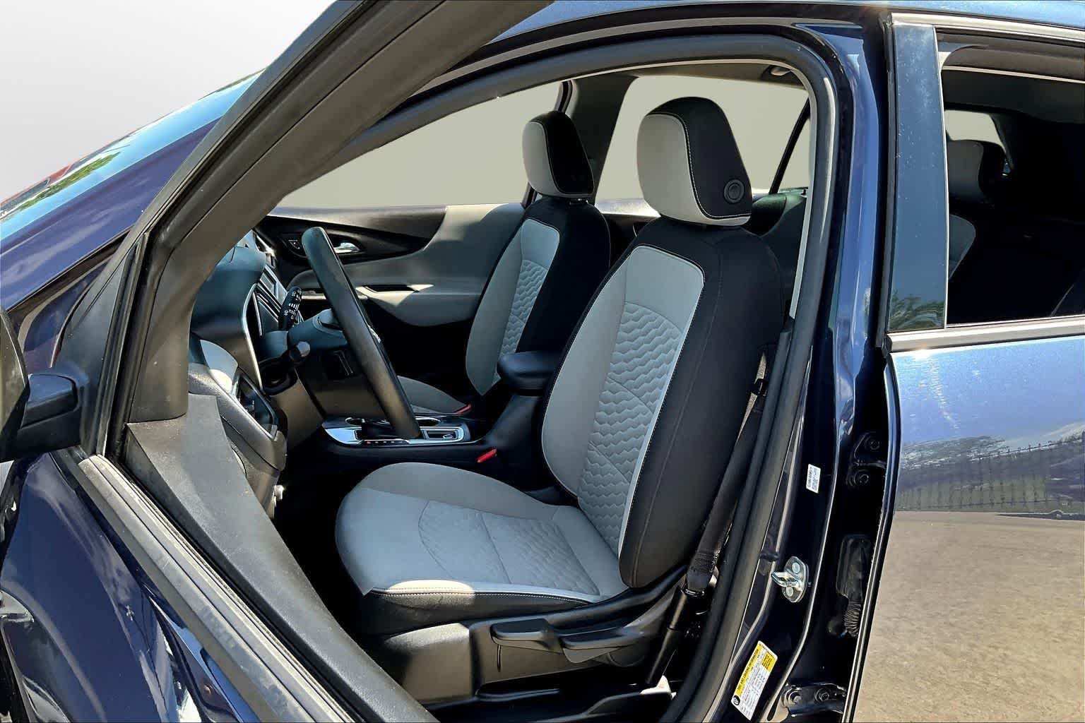 Thumbnail: 2018 Chevrolet Equinox - 24