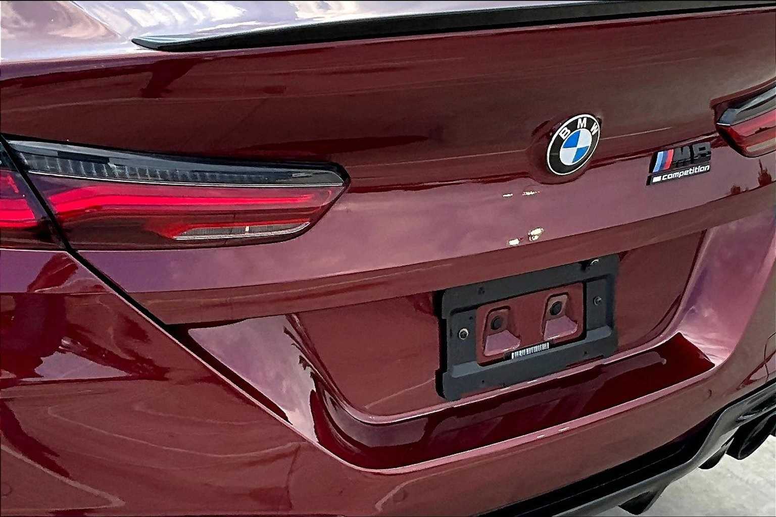 Thumbnail: 2022 BMW M8 - 33