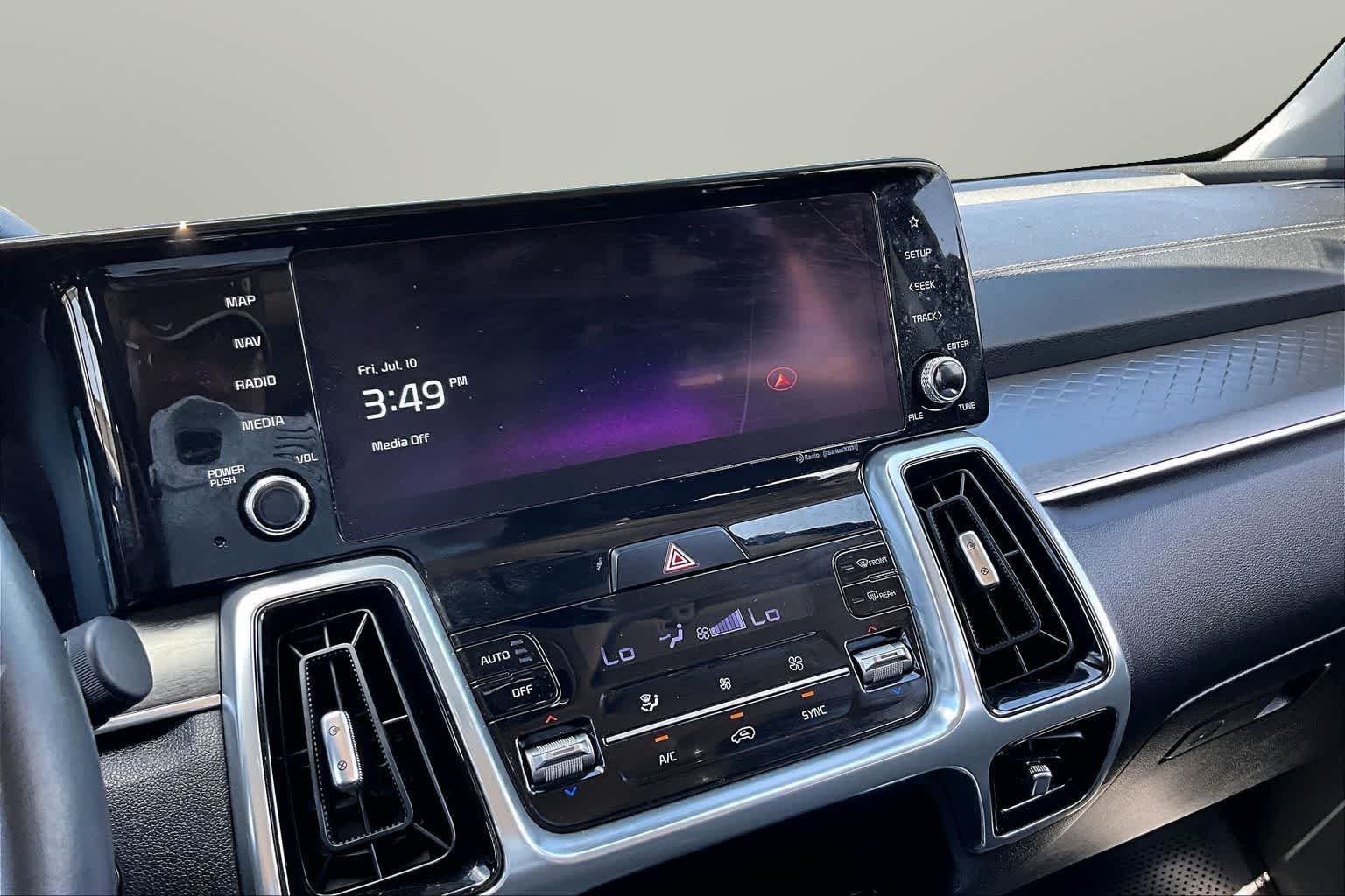 Thumbnail: 2023 Kia Sorento - 5