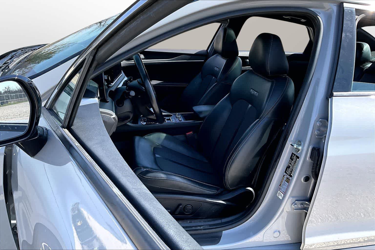 Thumbnail: 2022 Kia K5 - 23