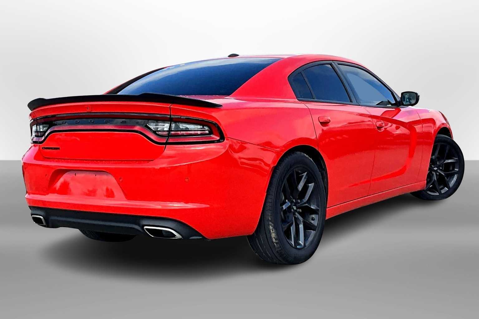 2020 Dodge Charger SXT 2