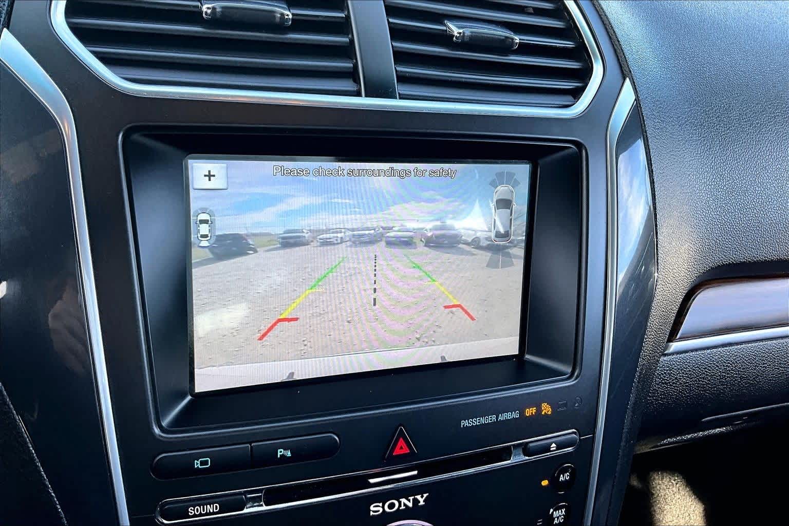 Thumbnail: 2017 Ford Explorer - 22