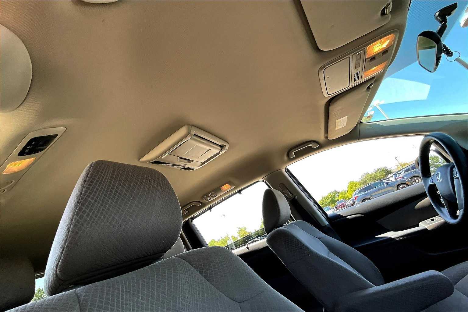 Thumbnail: 2016 Honda Odyssey - 16