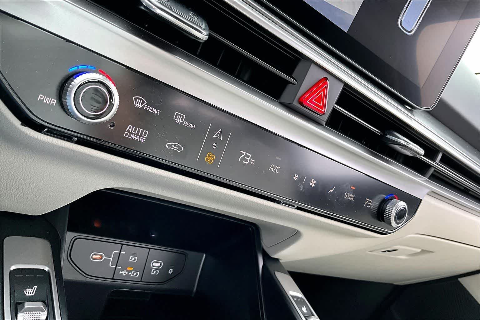 Thumbnail: 2025 Kia Sorento - 23