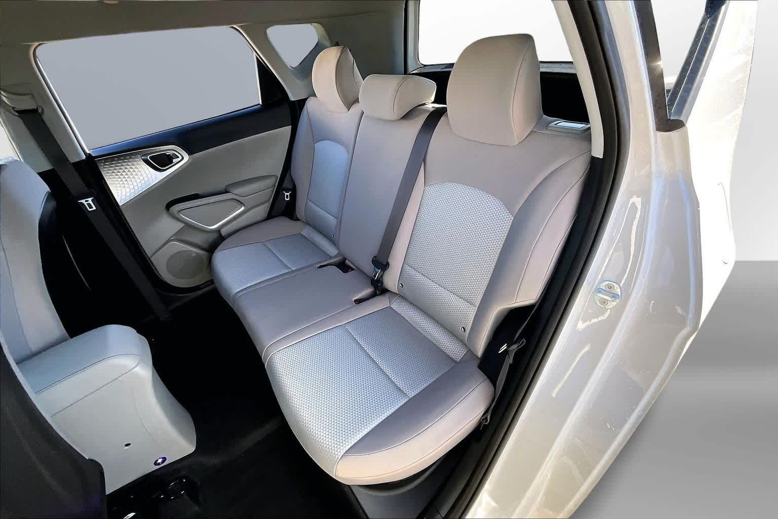 Thumbnail: 2022 Kia Soul - 26