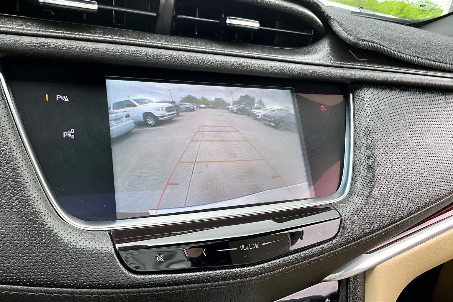 Thumbnail: 2018 Cadillac XT5 - 20