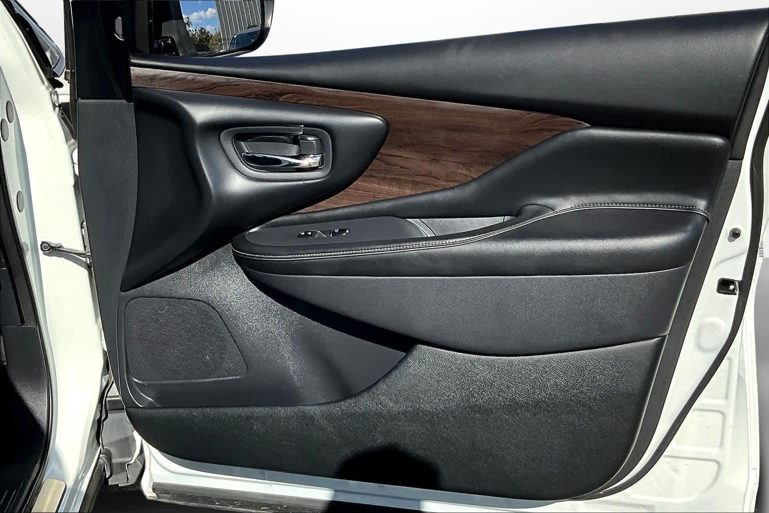 Thumbnail: 2019 Nissan Murano - 17