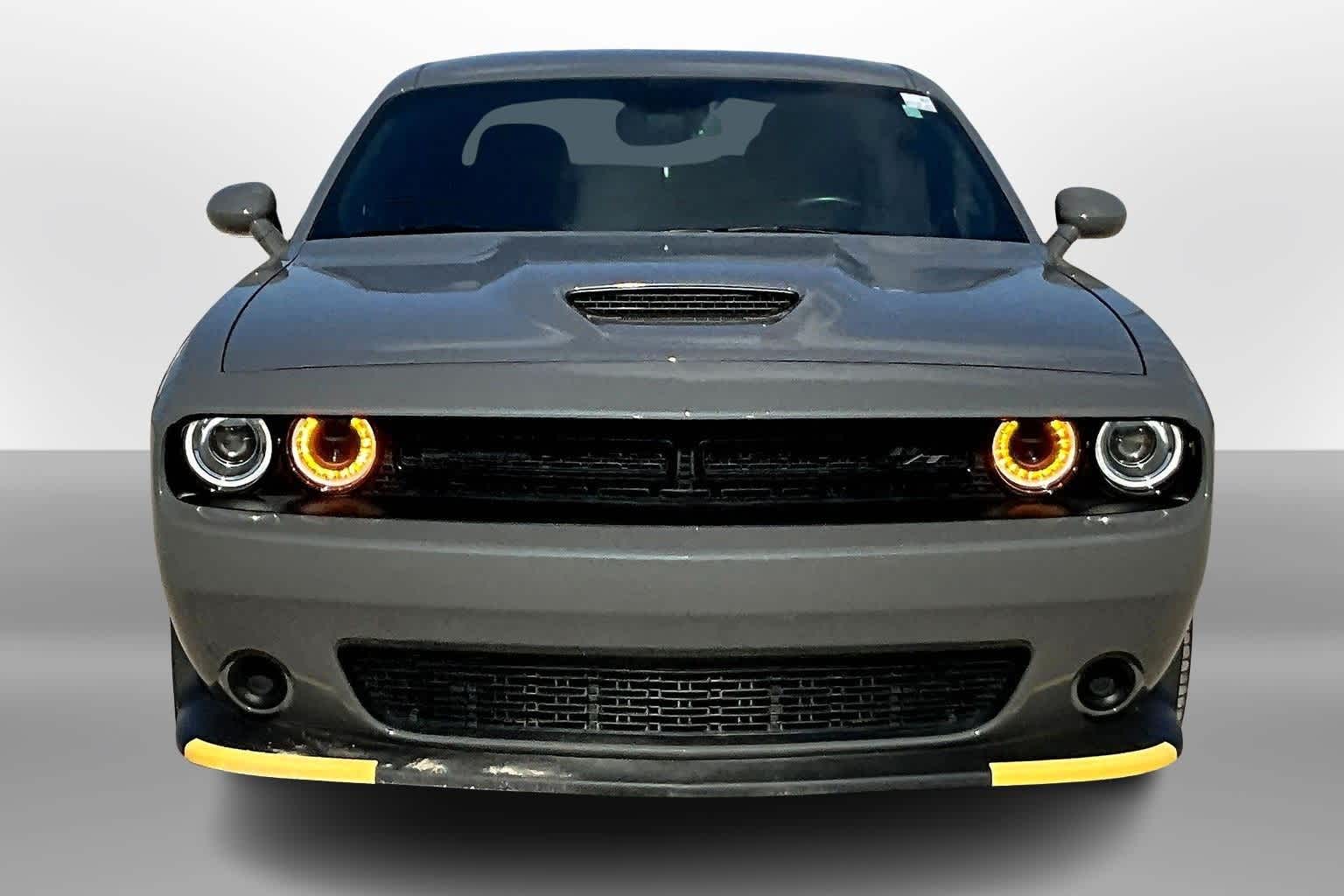 2023 Dodge Challenger R/T photo 3