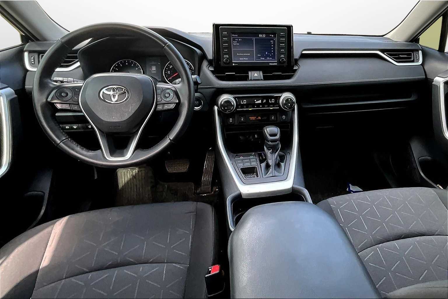 Thumbnail: 2020 Toyota RAV4 - 14