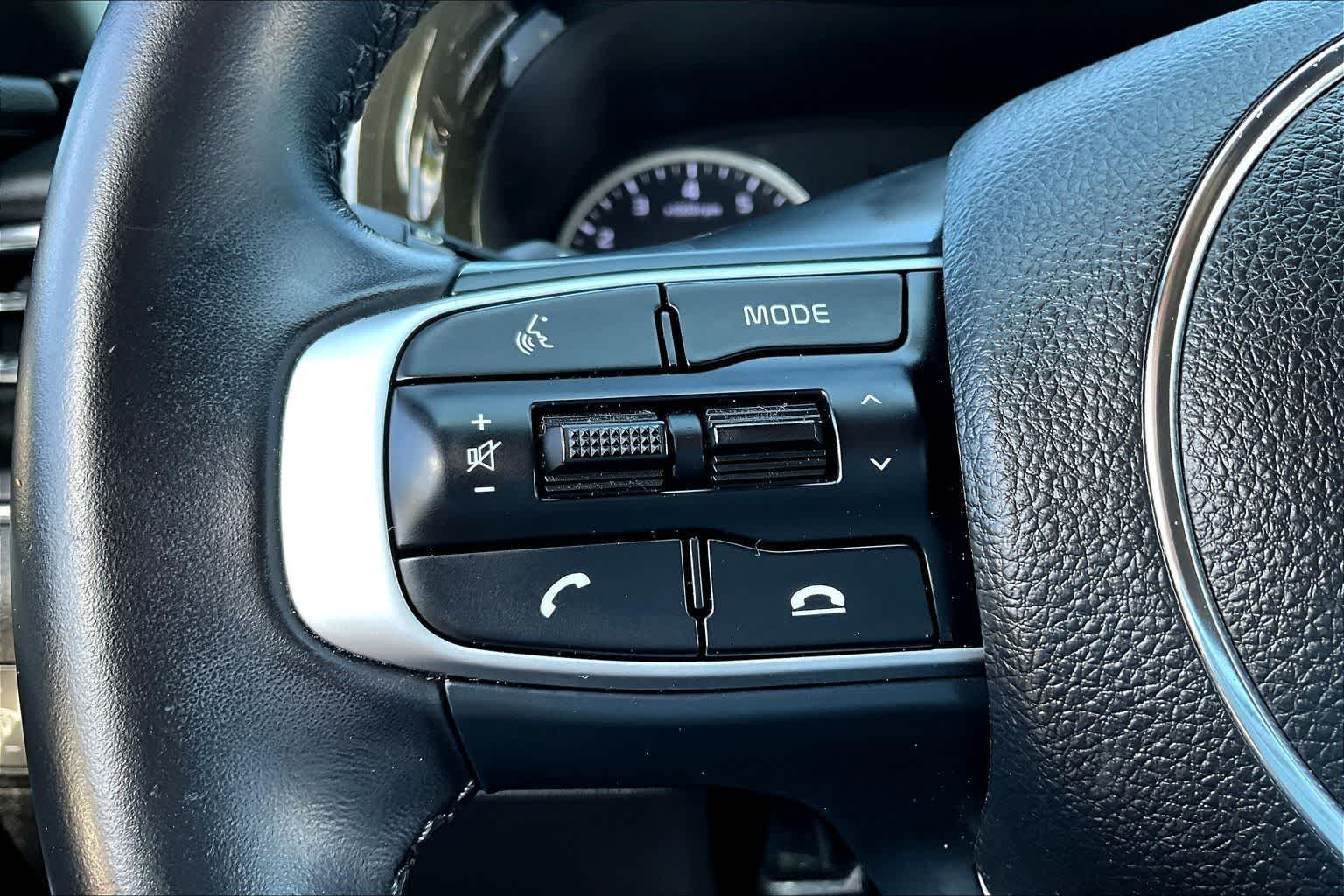 Thumbnail: 2023 Kia K5 - 17