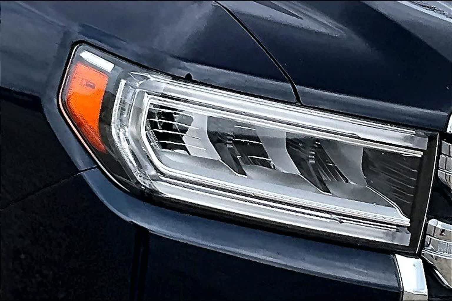 Thumbnail: 2021 GMC Acadia - 28