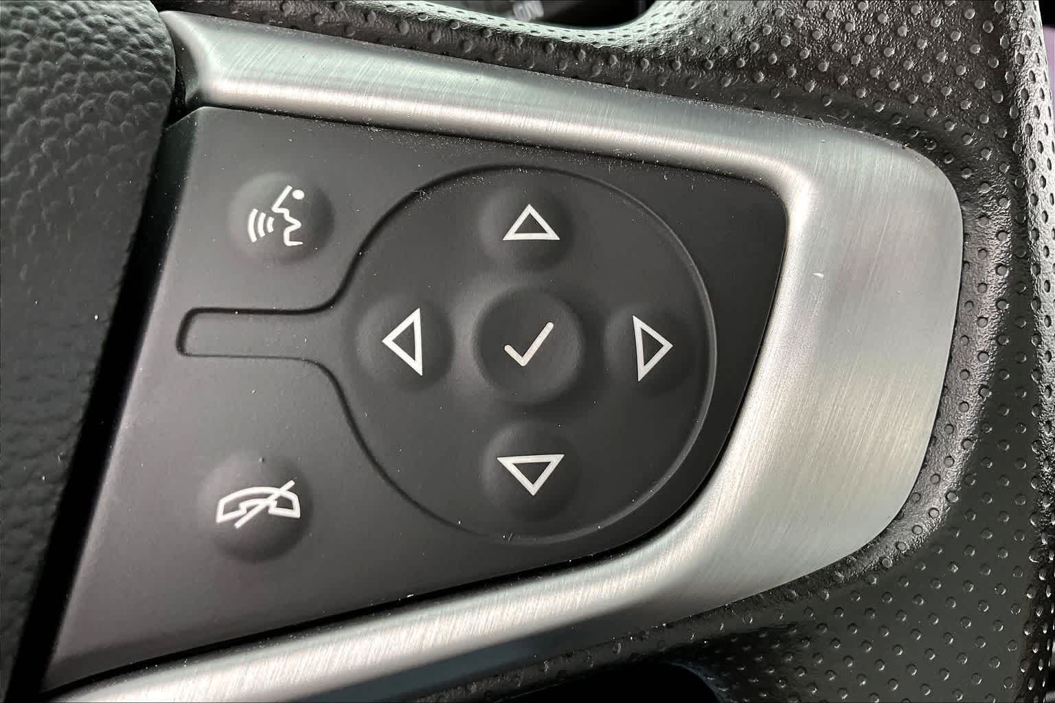 Thumbnail: 2022 GMC Terrain - 18