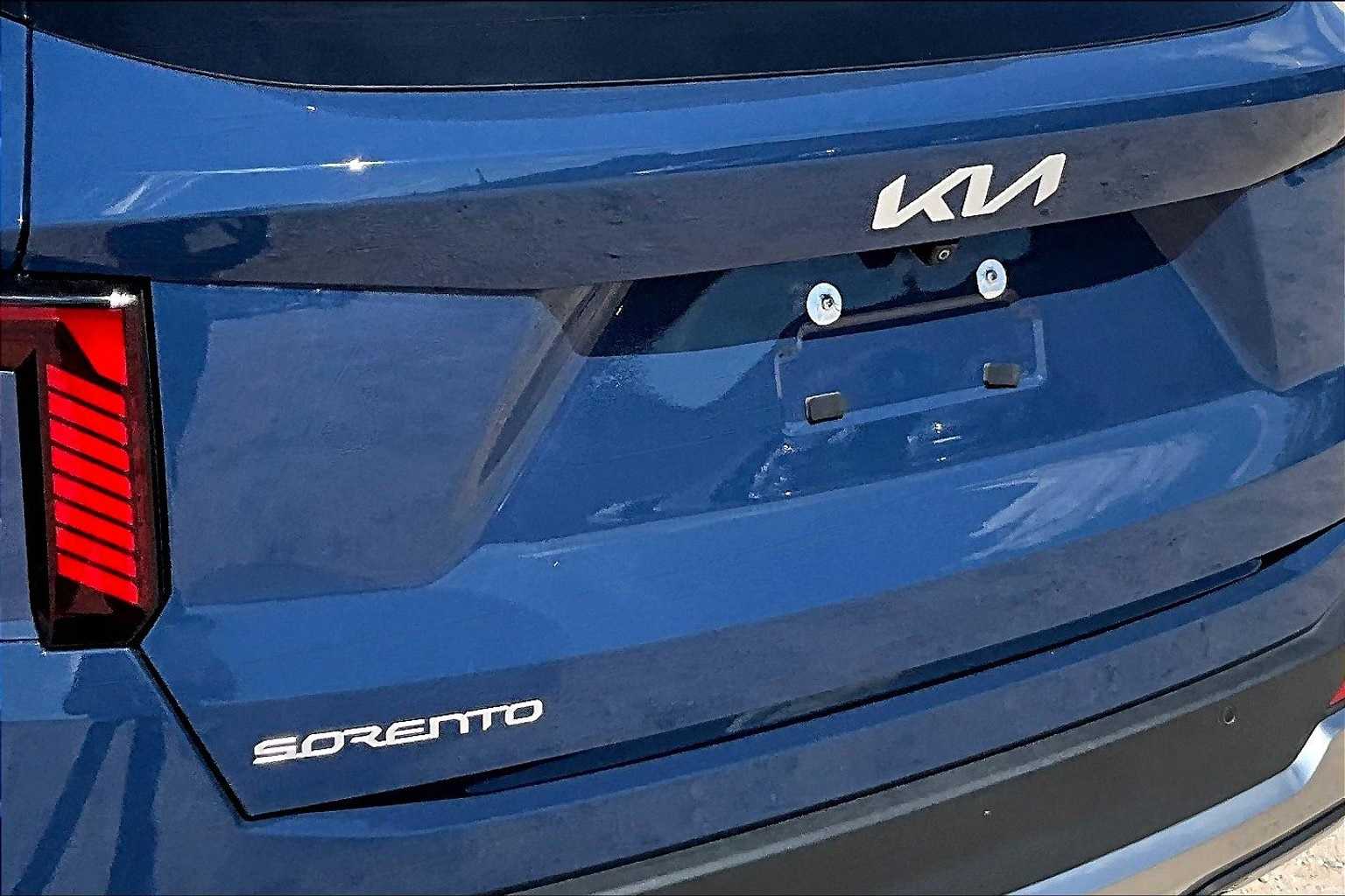 Thumbnail: 2024 Kia Sorento - 32