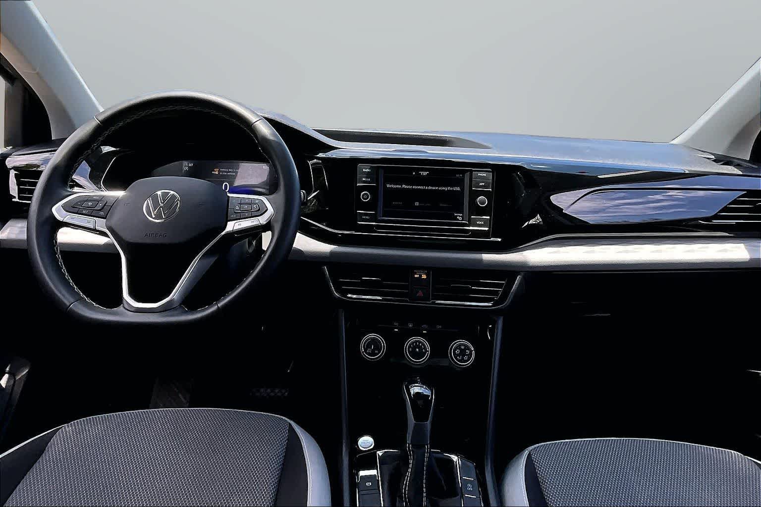 Thumbnail: 2023 Volkswagen Taos - 14