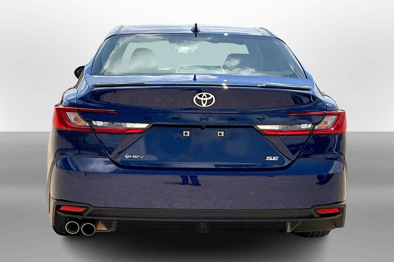 Thumbnail: 2025 Toyota Camry - 4