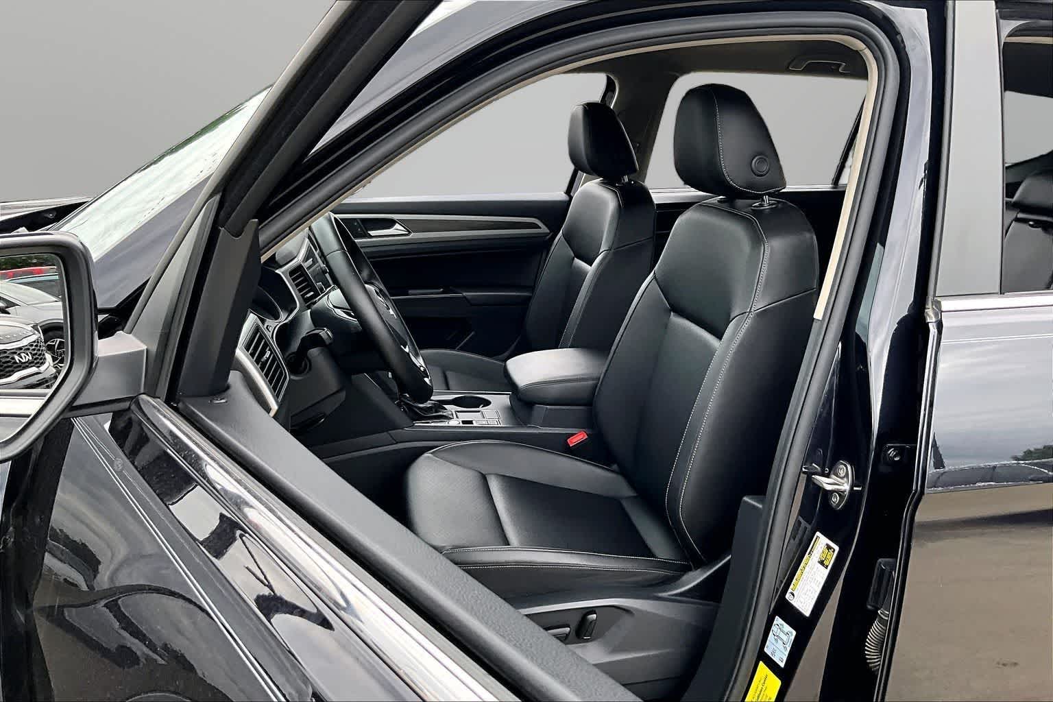 Thumbnail: 2019 Volkswagen Atlas - 23