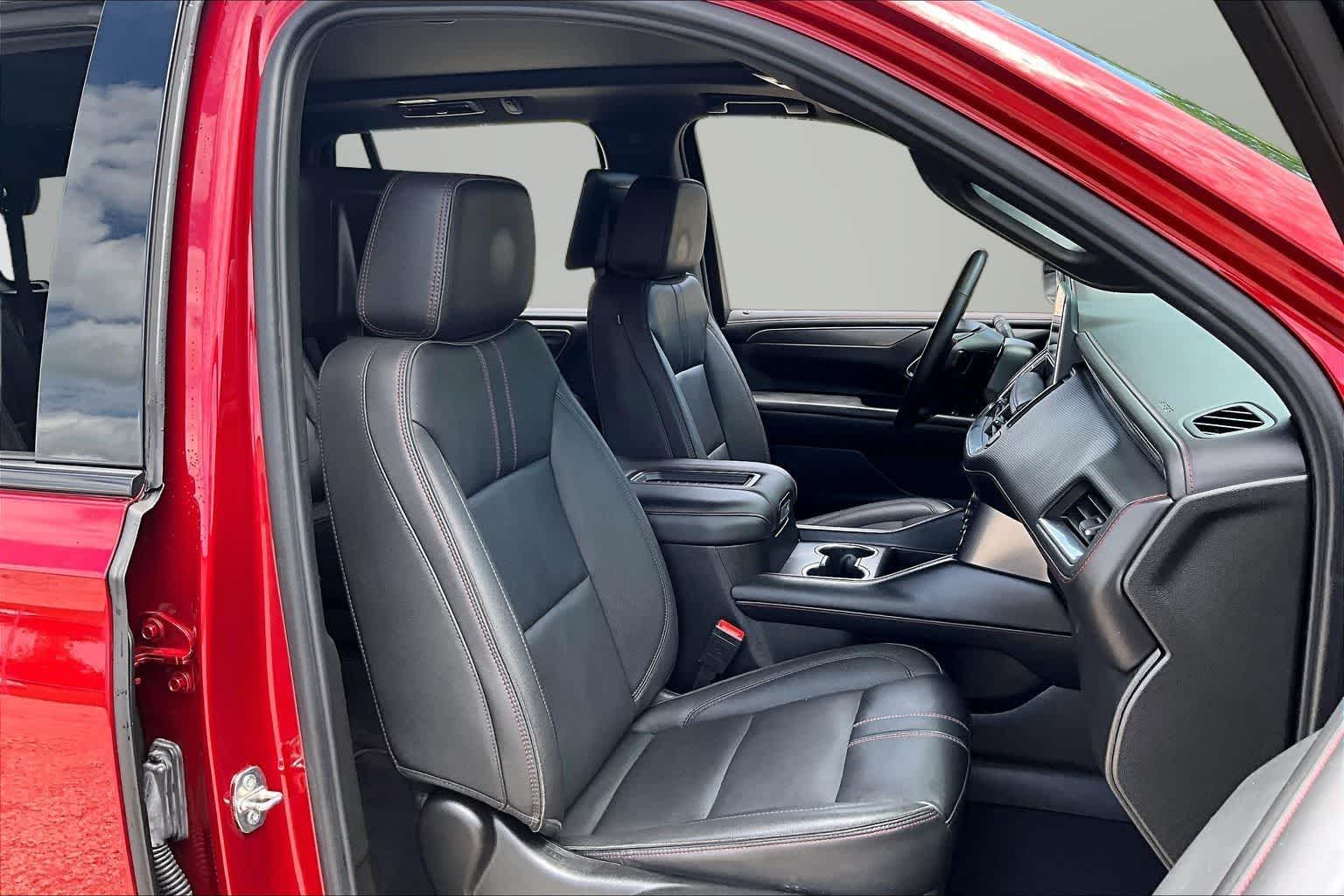 Thumbnail: 2024 Chevrolet Tahoe - 6
