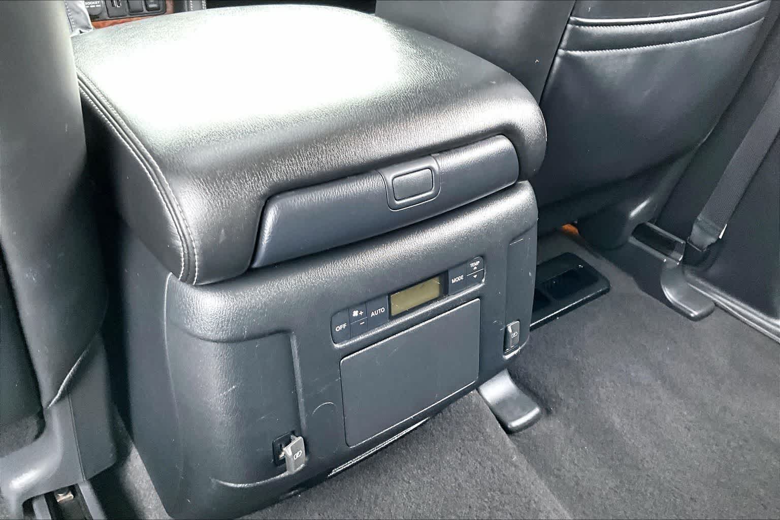 Thumbnail: 2019 Nissan Armada - 22