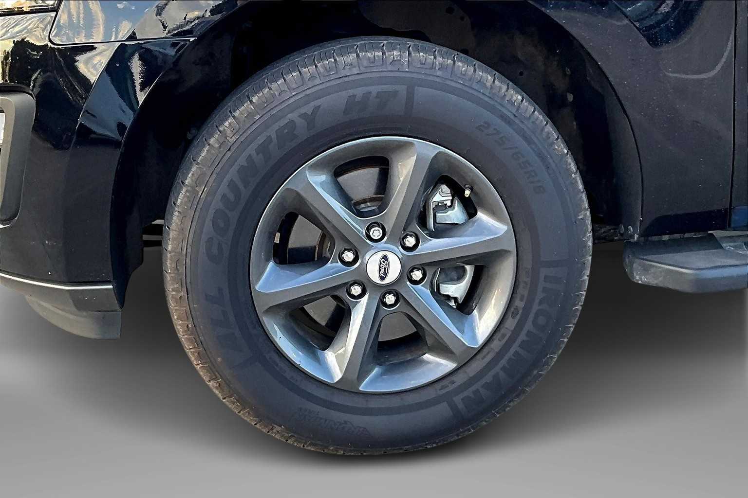 Thumbnail: 2021 Ford Expedition - 8