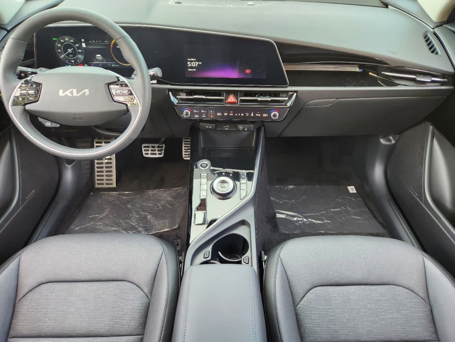 Thumbnail: 2023 Kia Niro - 10