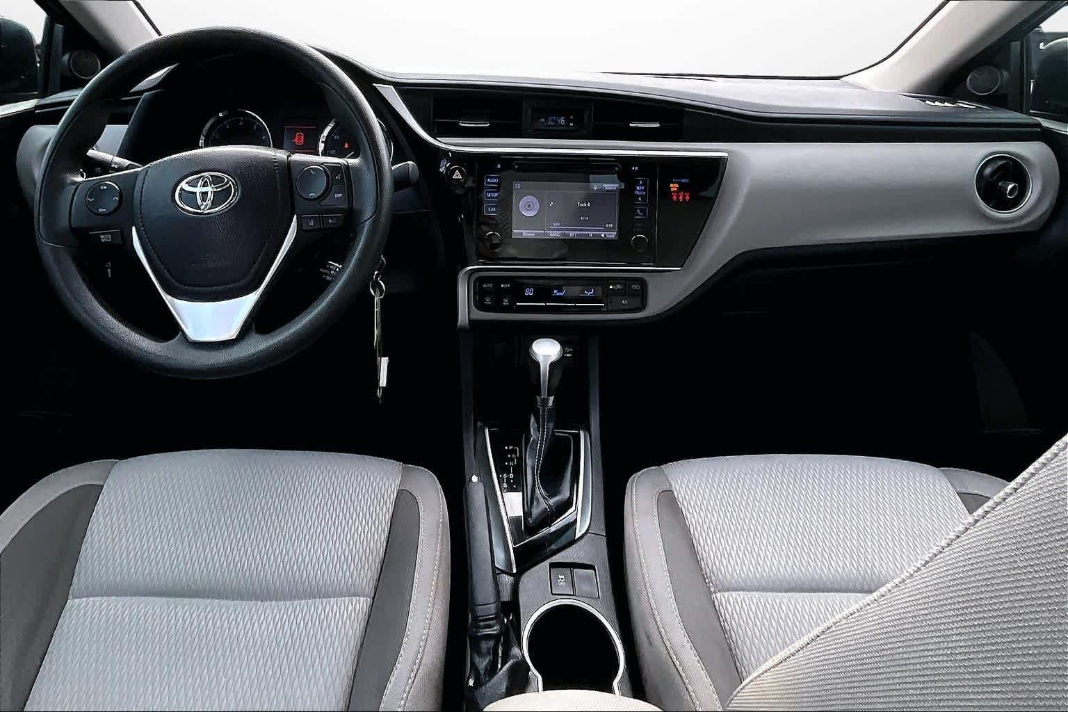 Thumbnail: 2018 Toyota Corolla - 14