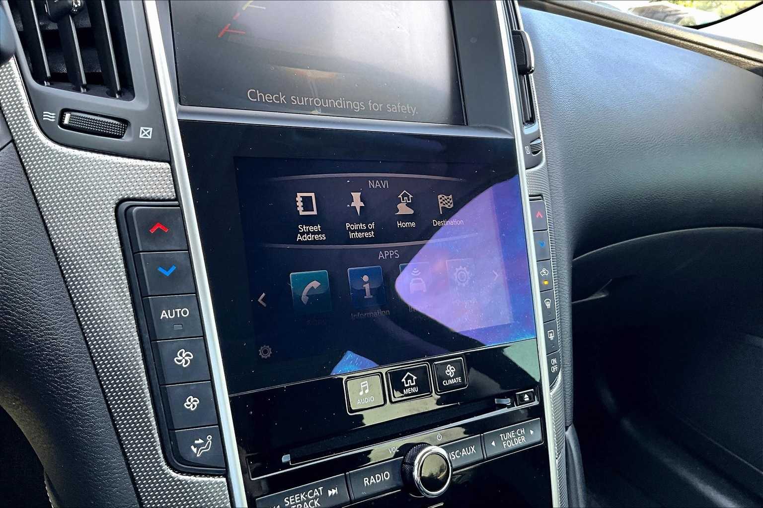 Thumbnail: 2017 INFINITI Q50 - 25