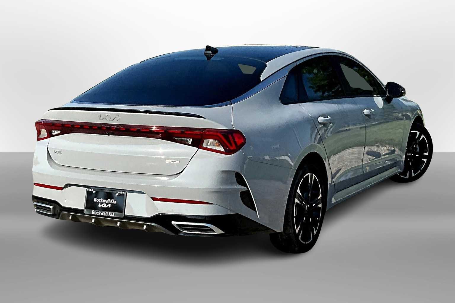 Thumbnail: 2023 Kia K5 - 2