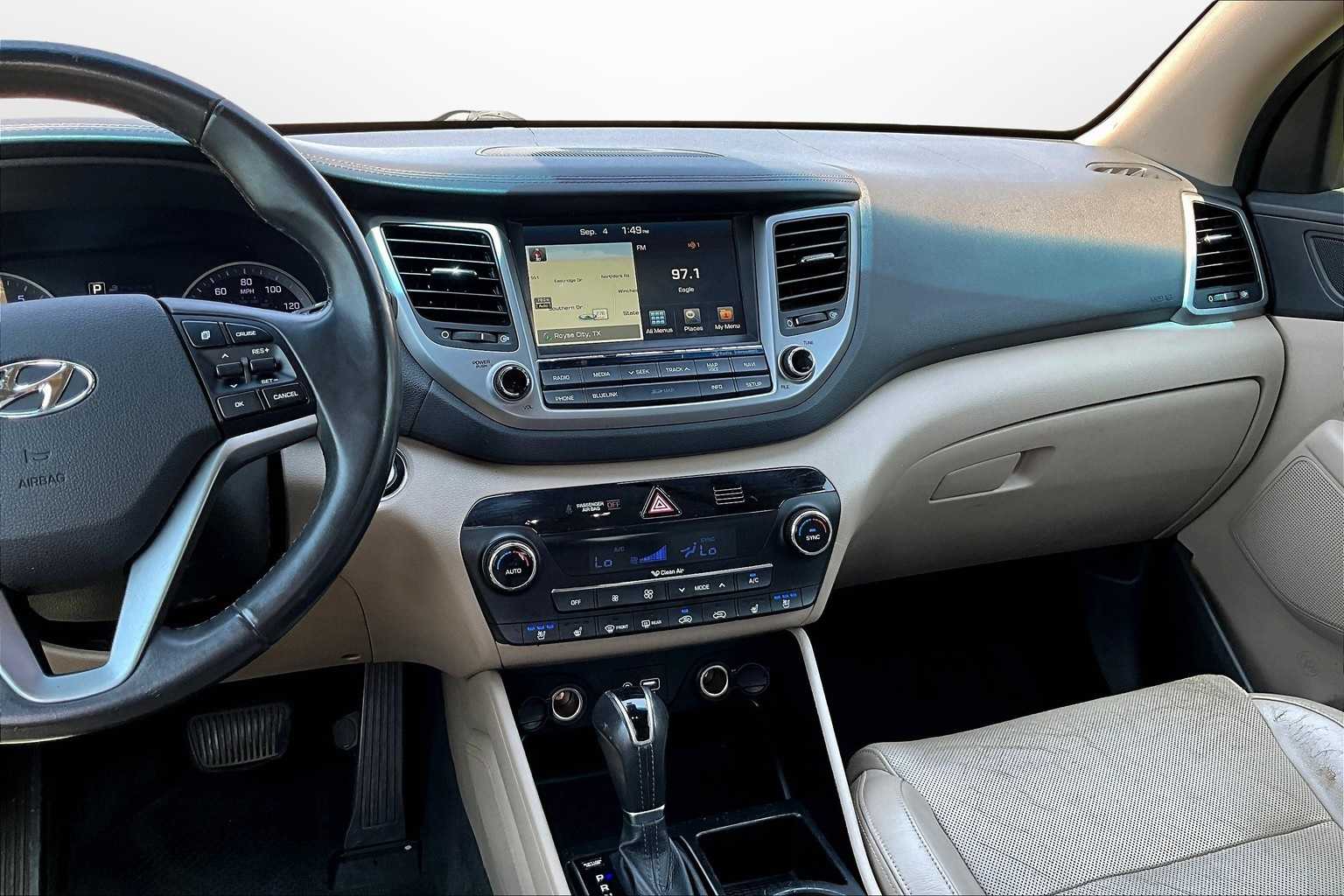 Thumbnail: 2016 Hyundai Tucson - 6