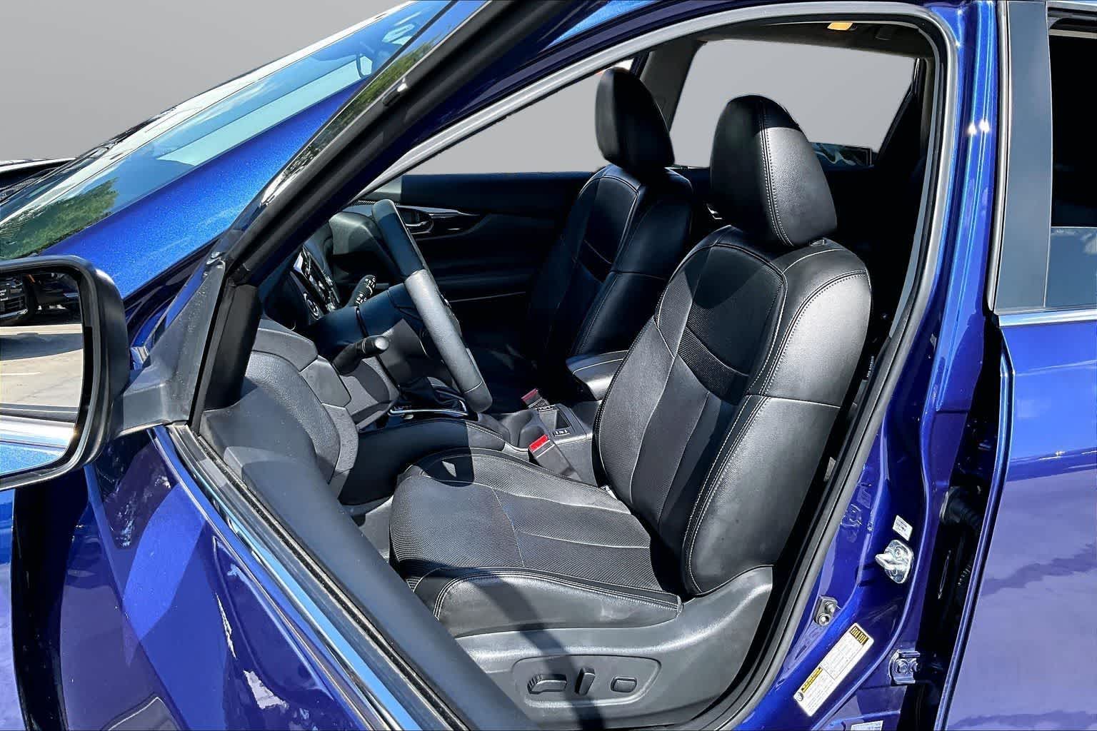 Thumbnail: 2020 Nissan Rogue - 23