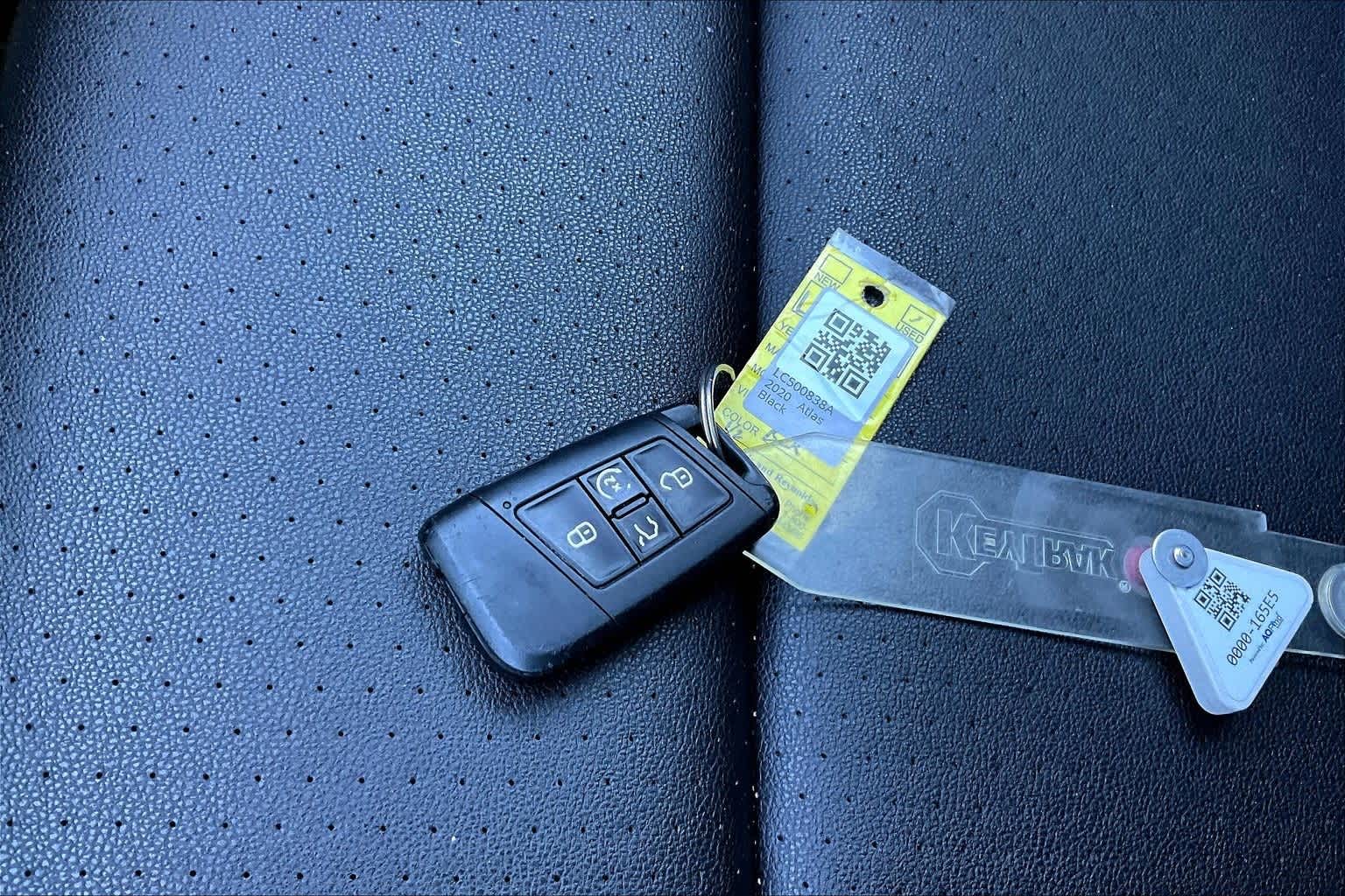 Thumbnail: 2020 Volkswagen Atlas - 9