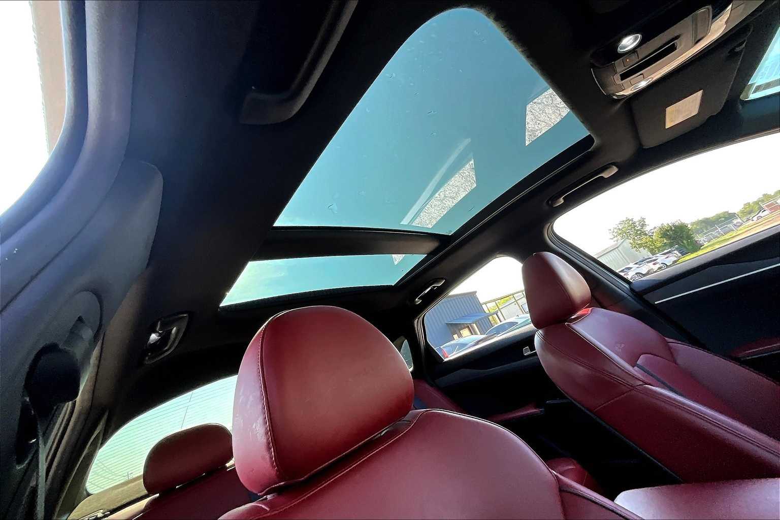 Thumbnail: 2023 Kia K5 - 16