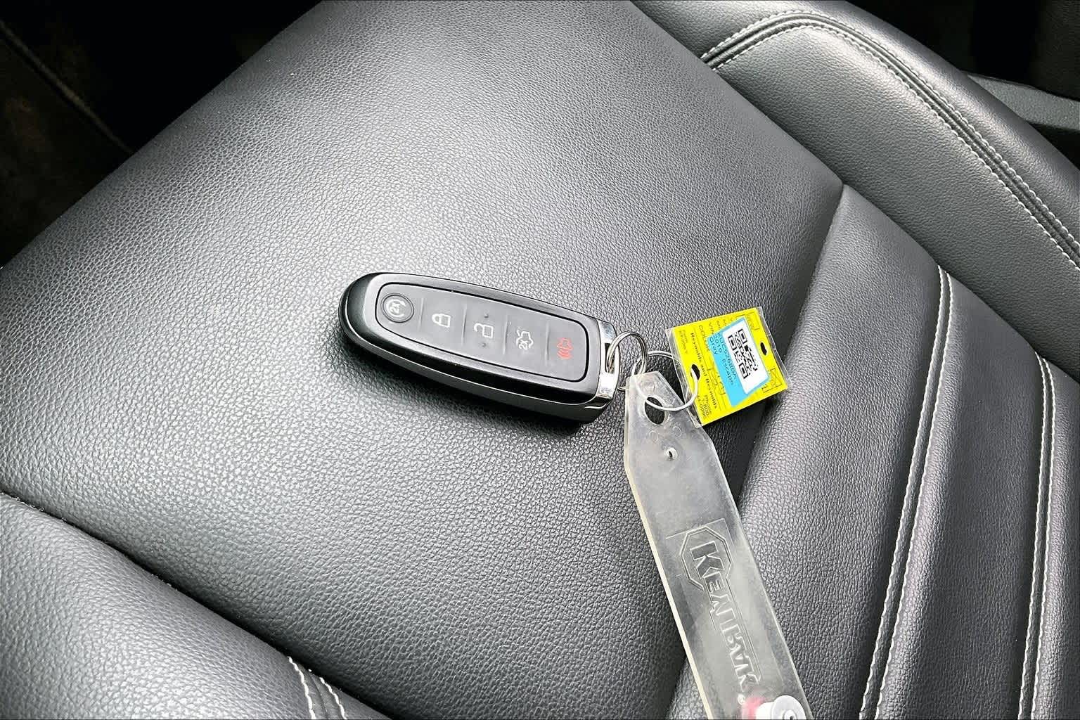 Thumbnail: 2019 Ford Escape - 9