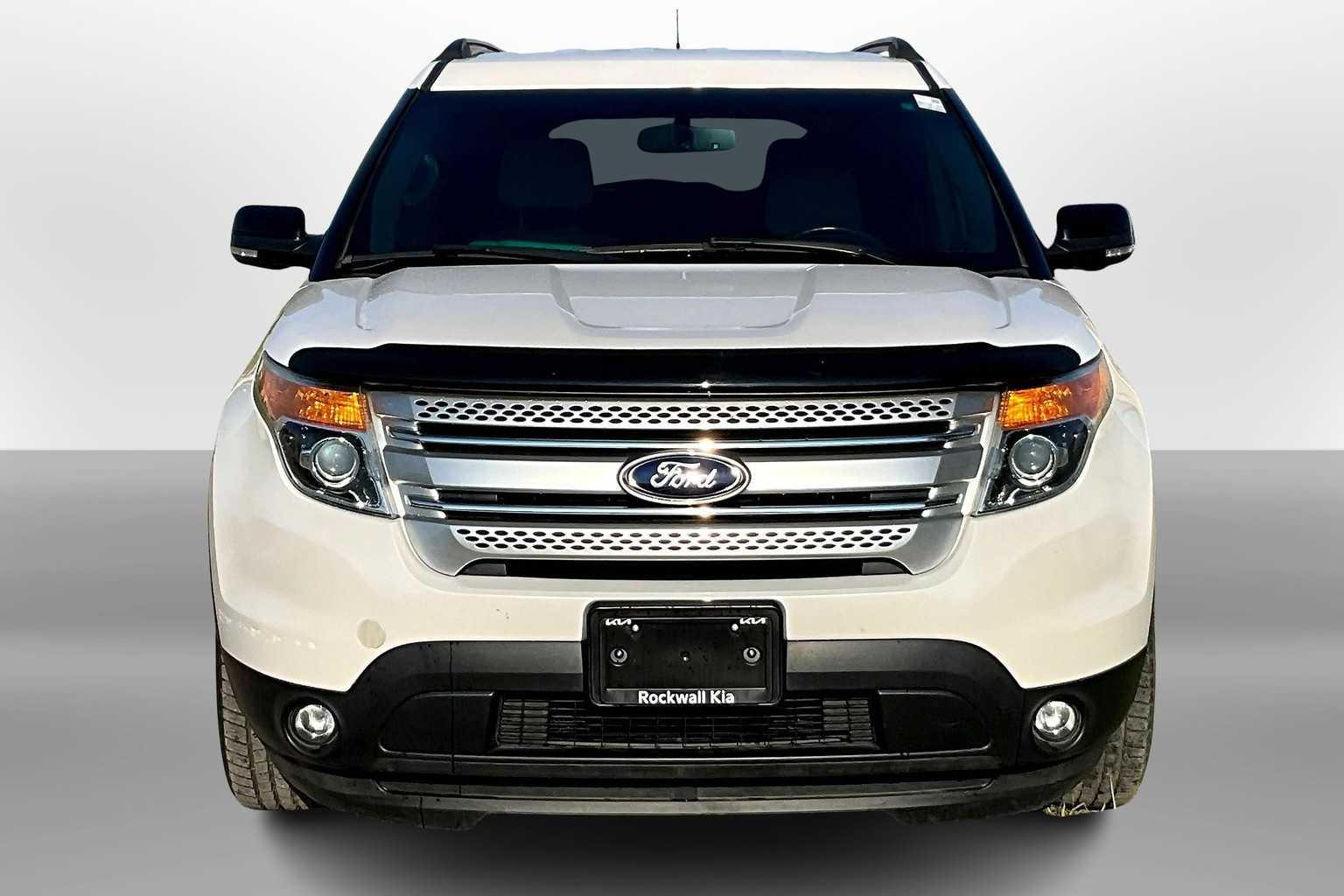 Thumbnail: 2013 Ford Explorer - 3